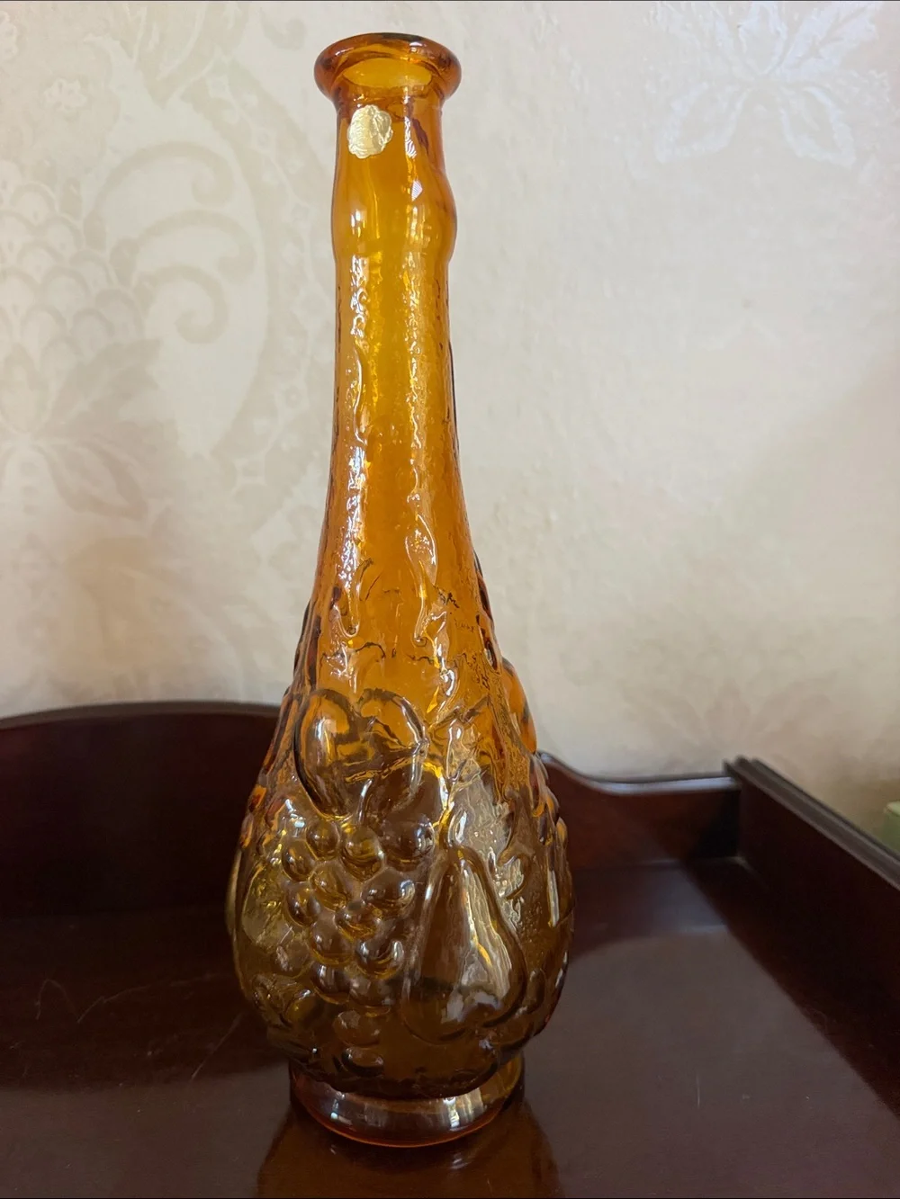 Vintage  mid-century Italian Empoli genie bottle decanter with no Stopper